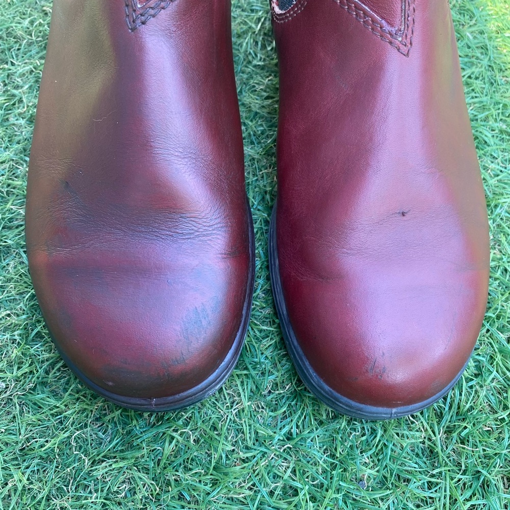 Blundstone | unisex reddish Brown Leather Shoes size 5 Australian